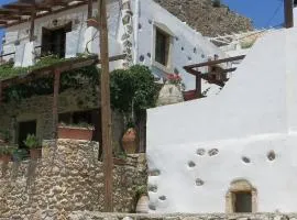 Ferienhaus in Pefki mit Terrasse und Grill
