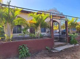 Happy Place Ometepe- Villa totalmente equipada, villa in Altagracia