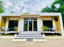 Baan Suan Khiriwong 2-BR Villa บ้านสวนคีรีวงศ์