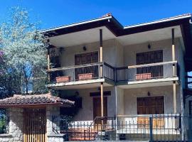 Natura Nest Polydorsos, resort de esqui em Polydrosos