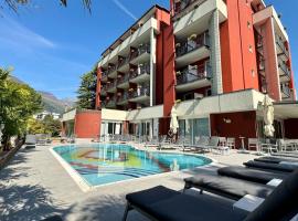 Hotel Royal: Riva del Garda şehrinde bir otel