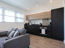 Modern 2 Bedroom Apartment in Bolton, dovolenkový prenájom v destinácii Bolton