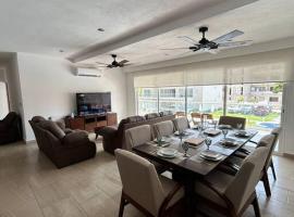 Vidamar Refugio Costero / Zona Diamante，阿卡普爾科的有熱水按摩池的飯店