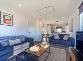 Modern 1 Bedroom Apartment in Ashford