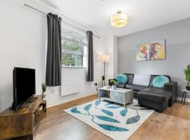 Spacious 1 Bedroom Apartment in Central Woking, hotel Wokingban