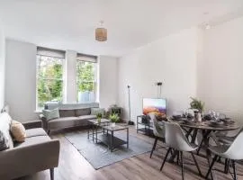 Spacious 3 Bed Apartment in Waterloo Liverpool