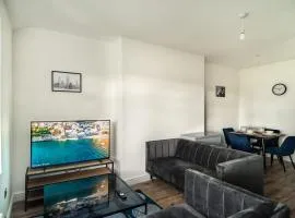 Spacious 2 Bed Apartment in Waterloo Liverpool