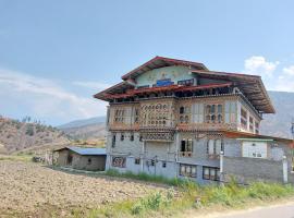 Viesnīca ar autostāvvietu Divine heritage house pilsētā Punakha