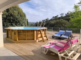 Rez de Villa au calme piscine chauffée, terrain pétanque, hotel in Vidauban