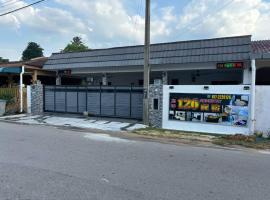 126 Homestay TYPE B, hotel v destinaci Tangkak
