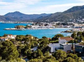 Cap Ras 043 - Apartamento con terraza y vistas