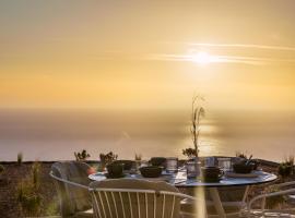 Almarossa Luxury Villas、Vourvoulosのヴィラ