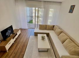 City Center 1bedroom, hotel u gradu Uroševac