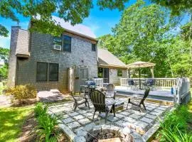 Updated Home on Bayside of Eastham!