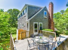 Minutes to Oceanside Beaches, casa r&uacute;stica em Eastham