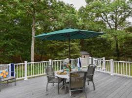 Central AC Close to Nauset Beach, villa in Orleans