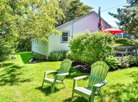 2 mins from Nauset Beach, hotel with parking in Orleans