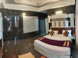 Hotel Sunshine, cheap hotel in Katra