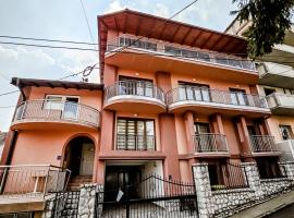 Lux Villa Emina, hotel v Tuzli