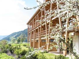 Taubers Bio Vitalhotel, hotel a Chienes