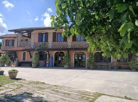 Agriturismo Vecchio Torchio – hotel w mieście Canelli