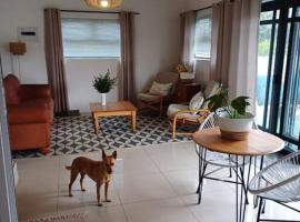 Lanaria 9, Betty's Bay, hotel in Clareport