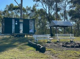 The Retreat Tiny House, alquiler vacacional en Lagoon Pocket