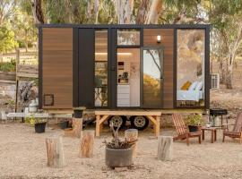 Summer Lea 2, glamping site in Howes Creek