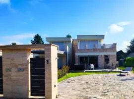 Balatonkenese Sunshine Villa