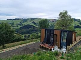 Kukupa Puni at Akaroa Lavender, hotel in Duvauchelle