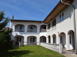 Appartmenthaus Rosenhof, hotel en Podersdorf am See