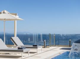 Villa Monte Leone by Konnect with Pool, Hot Tub, Spa Room & Stunning Seaview, ξενοδοχείο στο Πυργί