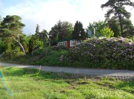 Ferienhaus für 4 Personen und 2 Kinder in Rörvik, Südschweden Såland, villa in Rörvik