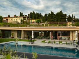 La Cipressina B&B, hotel con piscina a Cavaion Veronese