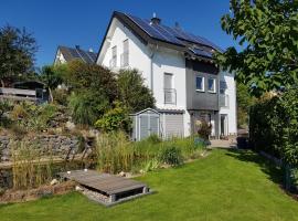 Wohlfühlen am Gartenteich, hotel económico en Oberzissen