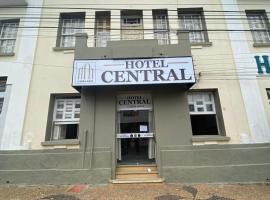 Viesnīca Hotel Central pilsētā Arasatuba, netālu no vietas Arasatubas Dario Guaritas Valsts lidosta - ARU