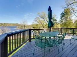 Relaxing Lakeview Retreat in Reeds Spring with Deck