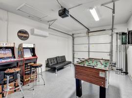 Tradewinds Ultimate Delray Beach Lifestyle 3BR2BA Home with Heated Pool, hotel en Delray Beach