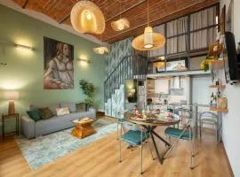 Via Cimabue 8b - Florence Charming Apartments - Metropolitan Loft in Florence - 20 minute walk to city center - excellent base for exploring - less than 5 minute walk to the supermarket - amazing bakery on the corner