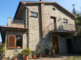 Agriturismo La Mancosa, hotel com estacionamento em Pollica