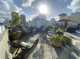 Fresh Tropical Colonial Walk-Up- Rooftop Terrace- Beach View