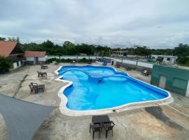 Villa Marbella Club RD, ξενοδοχείο σε La Ureña