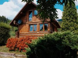 Dřevěný romantický srub v Krušných horách, hytte i Hroznětín