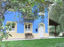 Casa de Aldea en el concejo de Nava, en el centro de Asturias