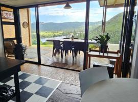 Cloud 9 Estate - Chalet, country house in Knysna