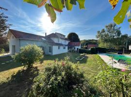 La Passerelle, guest house in Saint-Hilarion