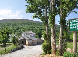 A Horta de Abel, hotel in Tríacastela