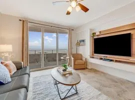 Luxurious Oceanfront Haven, Newly Remodeled 1BR with All-New Furnishings at the Wyndham Ocean Walk