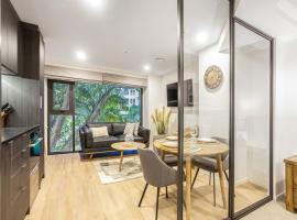 Brand New Condo with Pool and Gym, hotel v Aucklandu