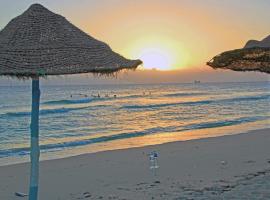 Sousse Beach Super, proprietate de vacanță aproape de plajă din Hammam Sousse